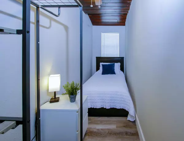 Coliving in Kenwood - Clearwater-St. Petersburg, Tampa