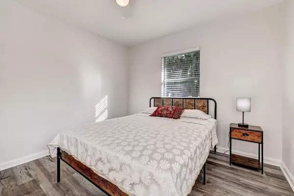 Coliving in Cedar Hills - Westside, Jacksonville