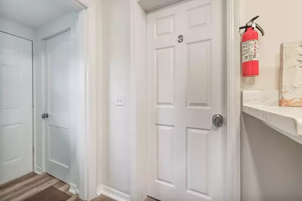 Coliving in Cedar Hills - Westside, Jacksonville