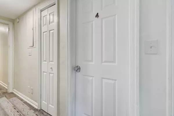 Coliving in Cedar Hills - Westside, Jacksonville