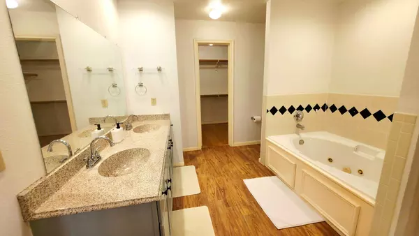 Coliving in Winsdor Park - West Houston, Houston