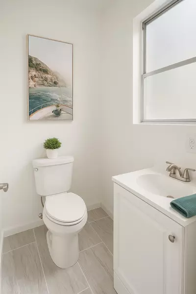 Coliving in Lake Forest - Northside, Jacksonville