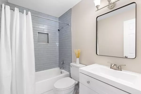 Coliving in Holden Heights - Central Orlando, Orlando