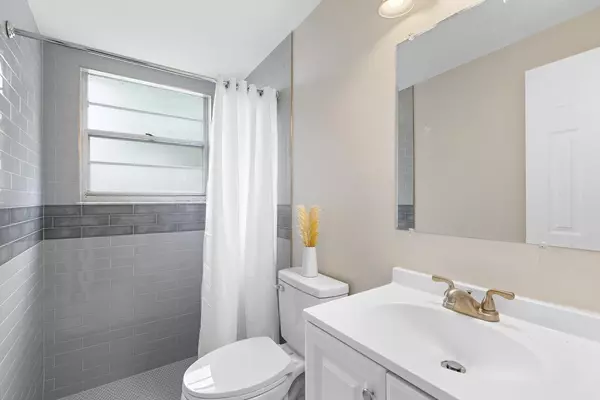 Coliving in Holden Heights - Central Orlando, Orlando