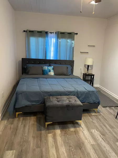 Coliving in Sulphur Springs - North Tampa, Tampa