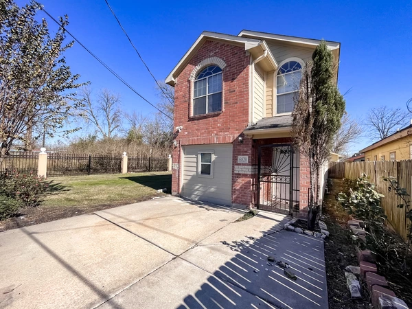 Coliving in Acres Home - Nw Houston, Houston