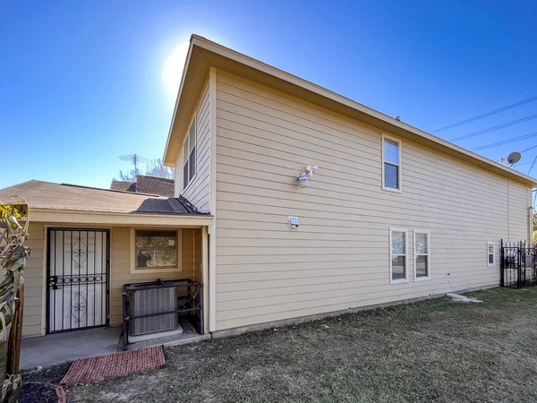 Coliving in Acres Home - Nw Houston, Houston