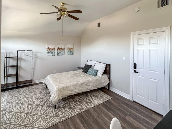 Coliving in Acres Home - Nw Houston, Houston