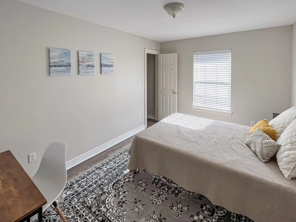 Coliving in Acres Home - Nw Houston, Houston