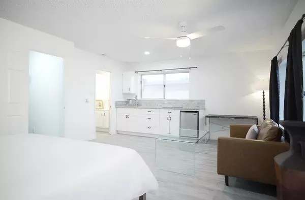 Coliving in Glendale - NW Valley, Phoenix
