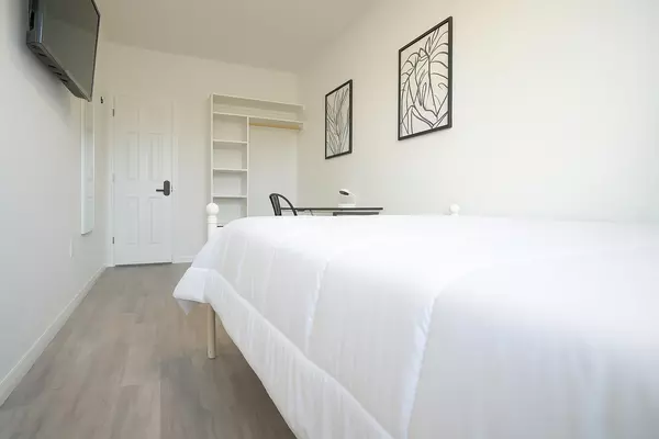 Coliving in Glendale - NW Valley, Phoenix