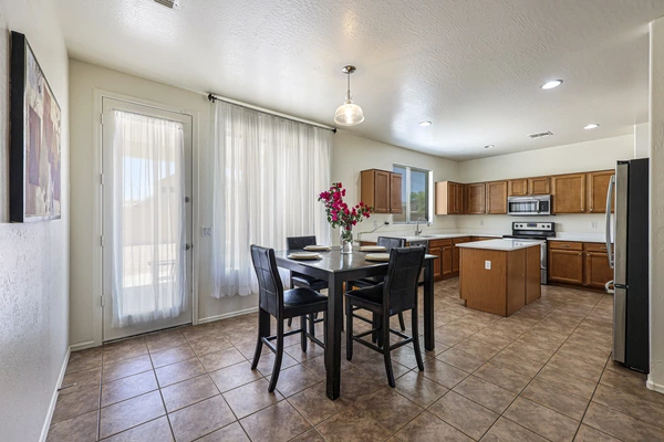 Coliving in Laveen - Phoenix, Phoenix