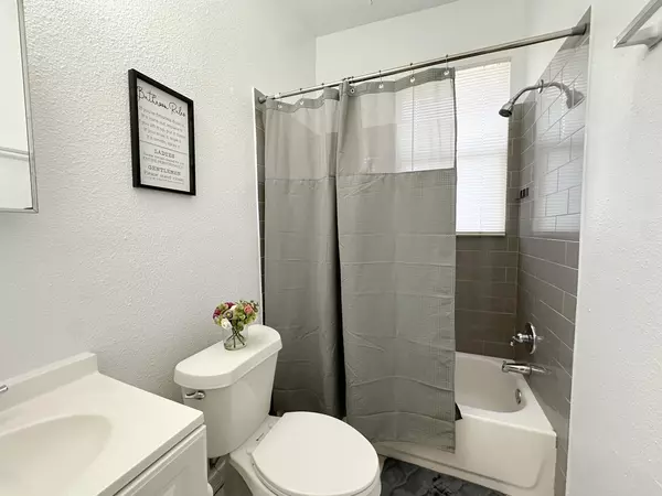 Coliving in Macfarlane Park - West Tampa, Tampa