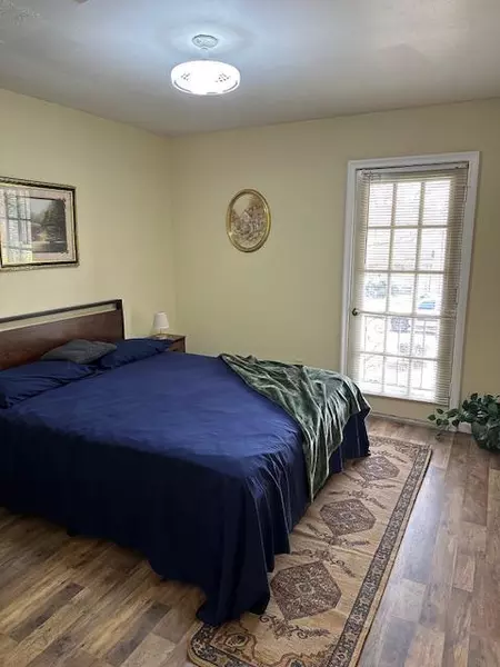 Coliving in Greater Inwood - Nw Houston, Houston