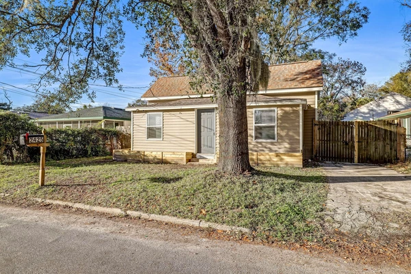 Coliving in Lackawanna - Westside, Jacksonville