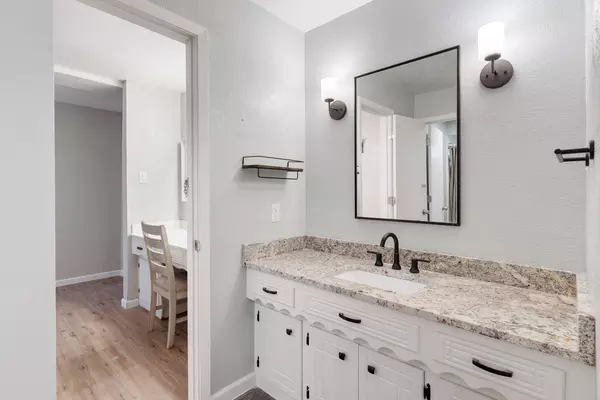 Coliving in Garland - Ne Dallas, Dallas