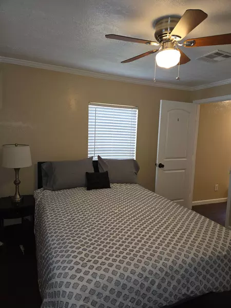 Coliving in Acres Home - Nw Houston, Houston