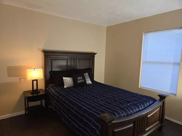 Coliving in Acres Home - Nw Houston, Houston