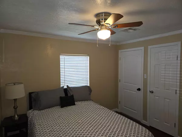 Coliving in Acres Home - Nw Houston, Houston
