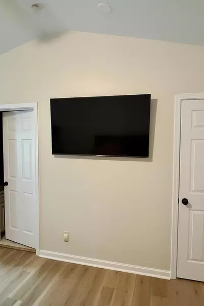 Coliving in College Downs - North Charlotte, Charlotte