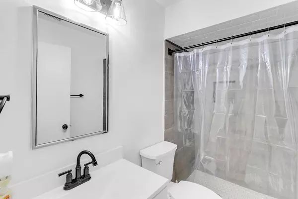 Coliving in Central Southwest - Sw Houston, Houston