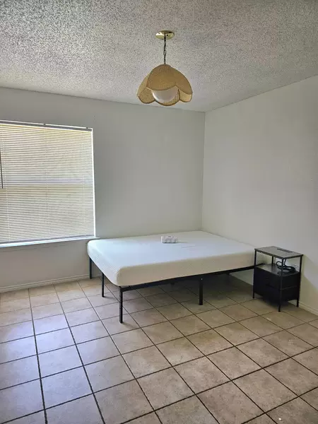 Coliving in Southeast Arlington - Arlington, Dallas
