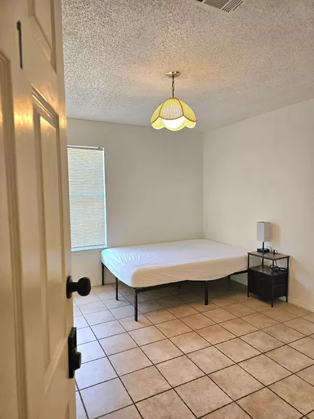 Coliving in Southeast Arlington - Arlington, Dallas
