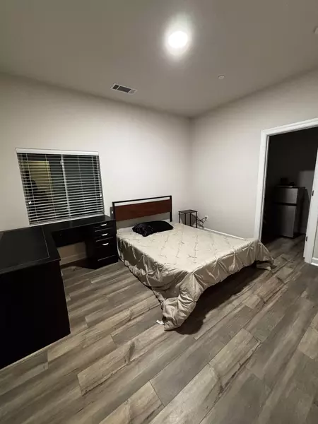 Coliving in Eagle Lake - West Charlotte, Charlotte