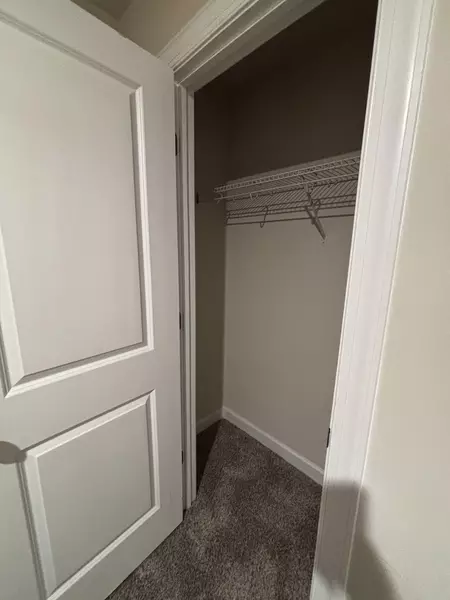 Coliving in Eagle Lake - West Charlotte, Charlotte