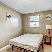 Coliving in Highlands - Northside, Jacksonville