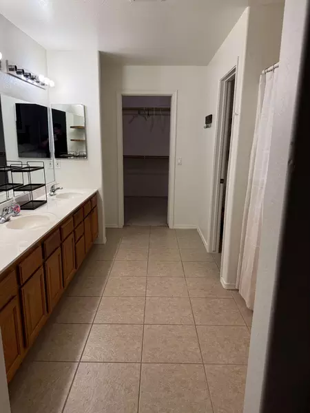 Coliving in Queen Creek - SE Valley, Phoenix