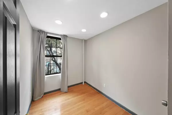 Coliving in Alphabet City - Manhattan, New York