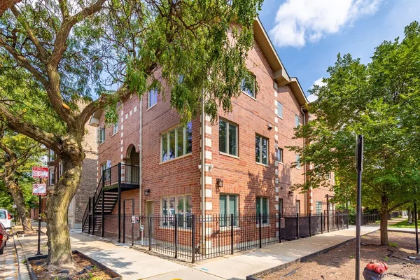 Coliving in Little Italy/Uic - Central, Chicago