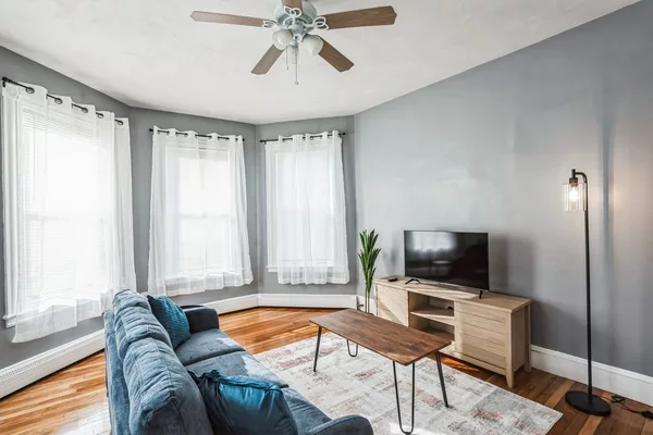 Coliving in Spring Hill - Somerville, Boston