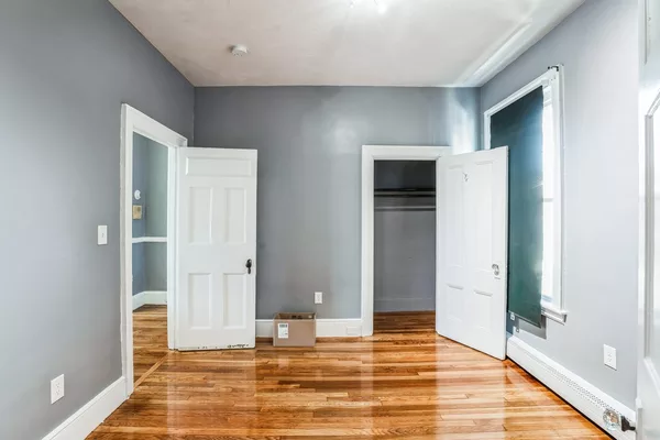 Coliving in Spring Hill - Somerville, Boston