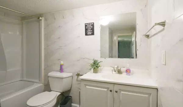 Coliving in Grant Park Tampa - East Tampa, Tampa