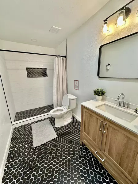 Coliving in Cinco Ranch - West Houston, Houston