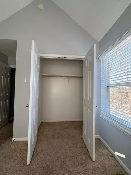 Coliving in Red Bridge - KCMO, Kansas City