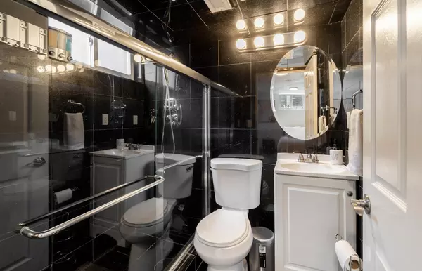 Coliving in Westminster - Outer Denver, Denver