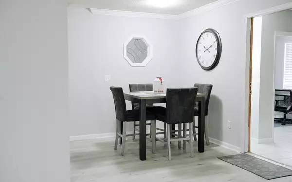 Coliving in College Park JAX - Northside, Jacksonville