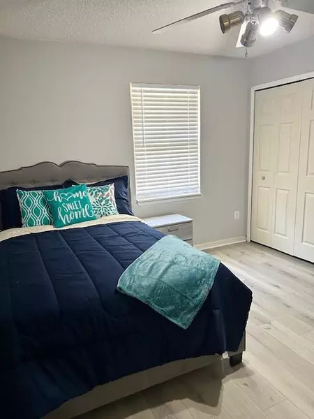 Coliving in College Park JAX - Northside, Jacksonville