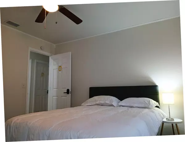 Coliving in Zephyrhills - North Tampa, Tampa