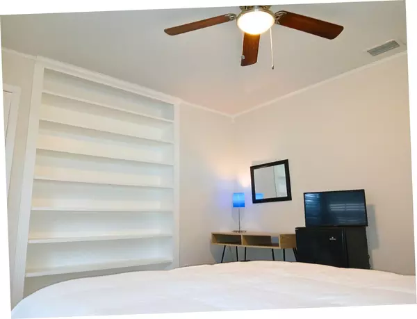 Coliving in Zephyrhills - North Tampa, Tampa