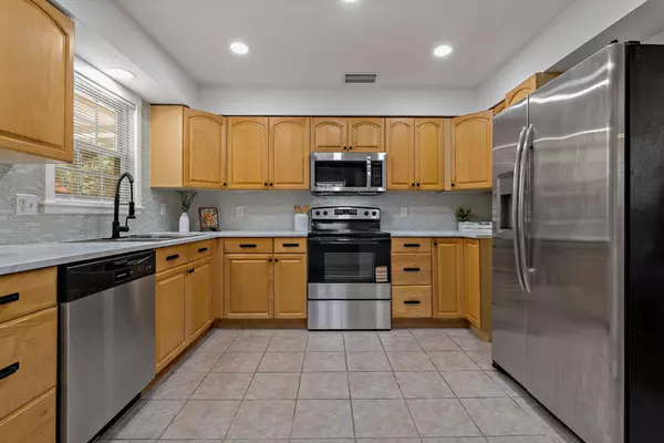 Coliving in Zephyrhills - North Tampa, Tampa