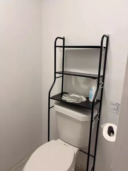 Coliving in Spring - Ne Houston, Houston