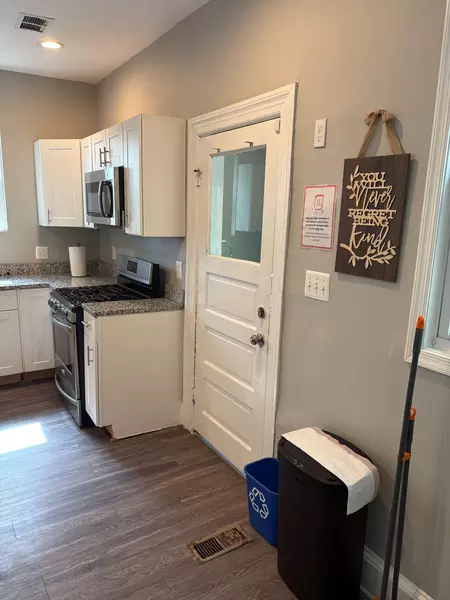 Coliving in West Baltimore - Baltimore Metro Area, Washington DC