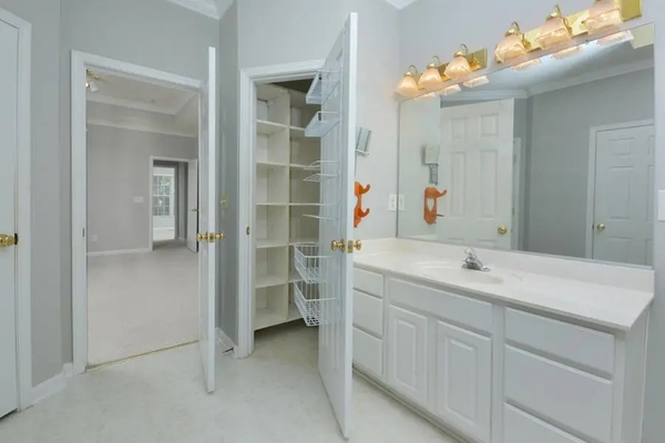 Coliving in Watts Hospital-Hillandale - Durham, Raleigh