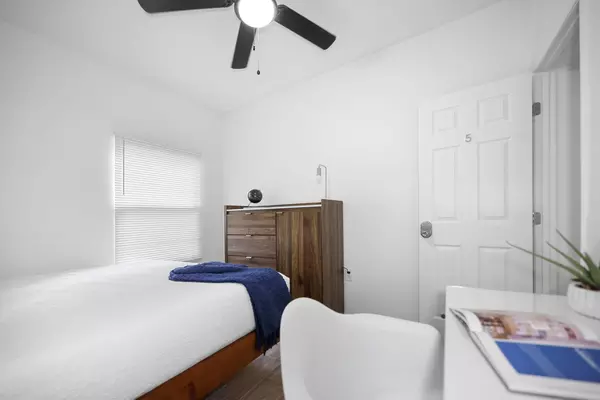 Coliving in Sulphur Springs - North Tampa, Tampa