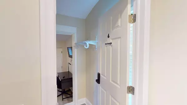 Coliving in Fells Point - Baltimore Metro Area, Washington DC