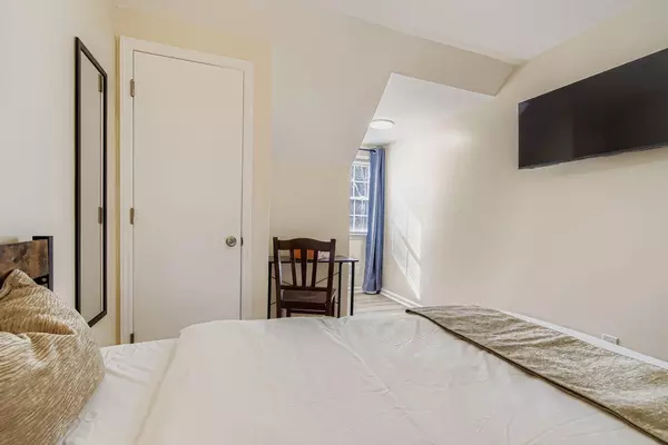 Coliving in Monroe - East Charlotte, Charlotte